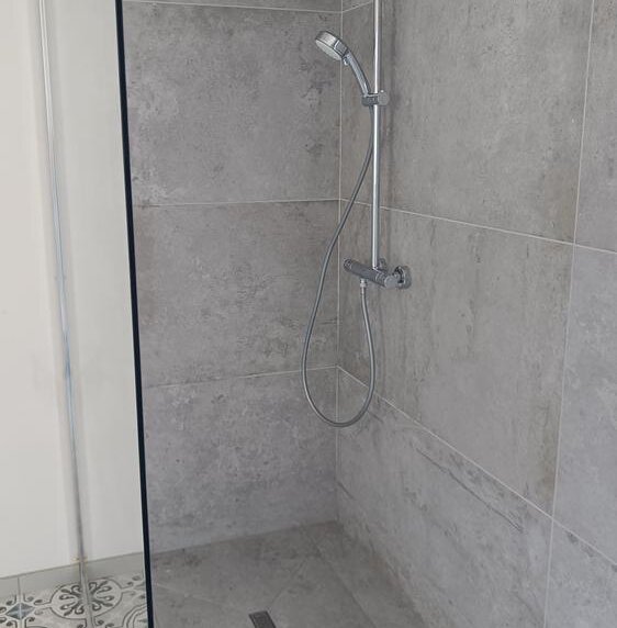 Rénovation salle de bain - JCS chauffage-sanitaire Mouscron 11
